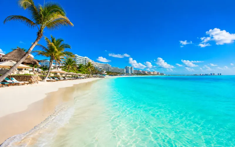Adults-only all-inclusive resorts in Cancun Mexico planned by Piccola Travel in South Florida.