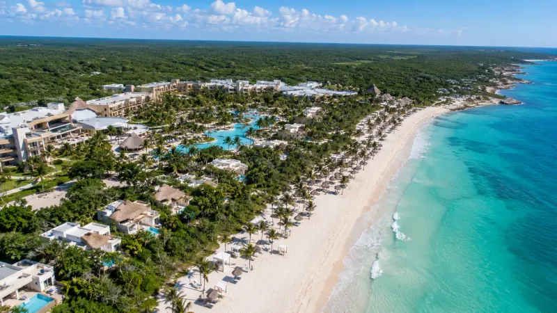 Adults-only resort in Riviera Maya Mexico with jungle and beach setting planned by Piccola Travel.