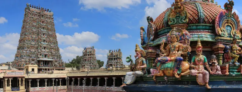 India Golden Triangle tour packages — Taj Mahal in Agra, Delhi, and Jaipur Pink City itineraries planned by Piccola Travel, a Miami travel agency.